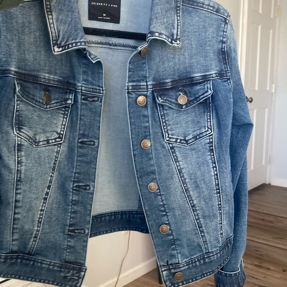 Madewell Denim Jacket - Picture 4 of 4